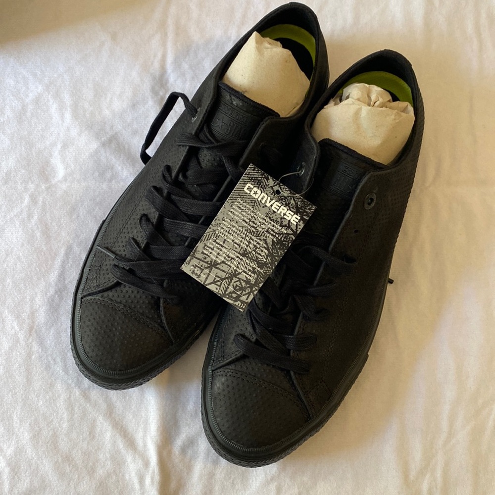 Converse Chuck Taylor II All Stars - Men’s 11 - Black
